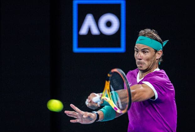 (220128) -- MELBOURNE, Jan. 28, 2022 -- Rafael Nadal of Spain competes during the men s singles semifinal match between Rafael Nadal of Spain and Matteo Berrettini of Italy at Australian Open in Melbourne Park, in Melbourne, Australia, on Jan. 28, 2022. (Photo by Hu Jingchen Xinhua) (SP)AUSTRALIA-MELBOURNE-TENNIS-AUSTRALIAN OPEN-MEN S SINGLES-SEMIFINALS BaixXuefei 