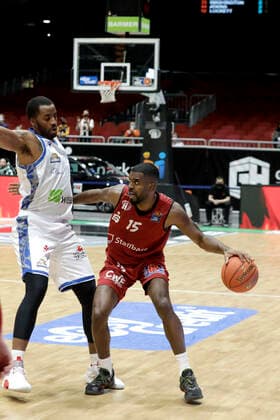 28 01 2022, easyCredit Basketball Bundesliga, BBL, season 2021 2022, men, Chemnitz Niners Fraport Skyliners Frankfurt Frantz Massenat, Niners Chemnitz Chemnitz Fair Chemnitz Saxony Germany