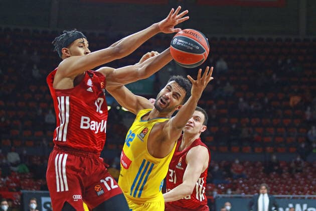 12 Jason George FCBB vs 32 Johannes Thiemann Alba Basketball EuroLeague FC Bayern Muenchen vs Alba Berlin Audi Dome on 28 01 2022 PHOTO Mladen Lackovic LakoPress