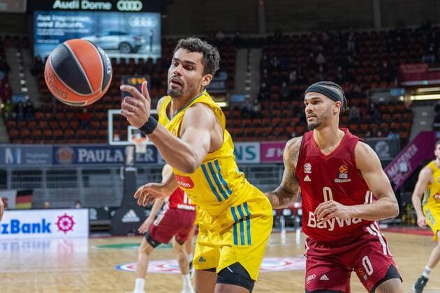 Christ Koumadje 21 Alba Berlin , Nick Weiler Babb 0 FC Bayern , FC Bayern Basketball vs Alba Berlin, easyCredit BBL, 28 01 2022 Muenchen Bayern Germany Copyright: xkolbert-press UlrichxGamelx