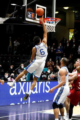 28 01 2022, easyCredit Basketball Bundesliga, BBL, season 2021 2022, men, Chemnitz Niners Fraport Skyliners Frankfurt Len Schoormann, Fraport Skyliners Frankfurt Chemnitz Messe Chemnitz Sachsen Germany