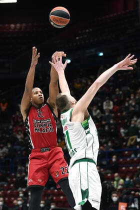 Db Milano 28 01 2022 - basket Eurolega AX Armani Exchange Olimpia Milano-Zalgiris Kaunas foto Daniele Buffa Image nella foto: Devon Hall-Arturas Milaknis 