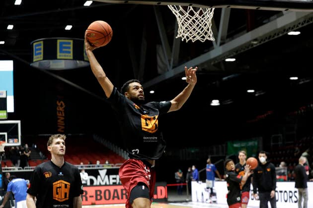 28 01 2022, easyCredit Basketball Bundesliga, BBL, season 2021 2022, men, Chemnitz Niners Fraport Skyliners Frankfurt Trent Lockett, Niners Chemnitz Chemnitz Fair Chemnitz Saxony Germany