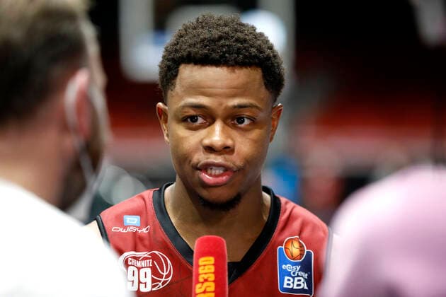 28 01 2022, easyCredit Basketball Bundesliga, BBL, season 2021 2022, men, Chemnitz Niners Fraport Skyliners Frankfurt Eric Washington, Niners Chemnitz during interview Chemnitz Fair Chemnitz Saxony Germany