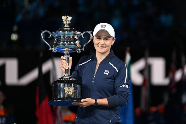 January 29, 2022: 1st seed ASHLEIGH BARTY (AUS) poses with the trophy after defeating 27th seed DANIELLE COLLINS (USA) on Rod Laver Arena in the Women s Singles Final match on day 13 of the 2022 Australian Open in Melbourne, Australia. Cal Media. Barty won 6:3 7:6 USA - ZUMAc04_ 20220129_zaf_c04_024 Copyright: xSydneyxLowx