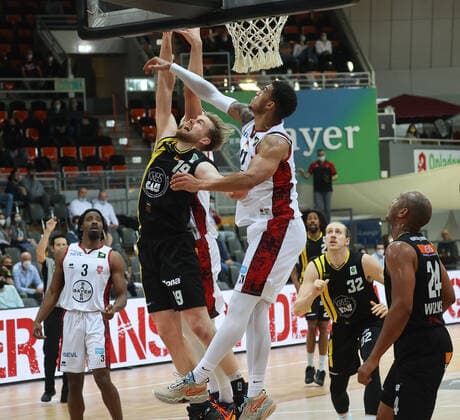 Till Pape Kirchheim 19 , Bayer Giants Leverkusen vs VfL Kirchheim Knights, Basketball, 2 Bundesliga, 22 Spieltag, 29 01 2022, Bayer Giants Leverkusen vs VfL Kirchheim Knights, Basketball, 2 Bundesliga, 22 Spieltag, 29 01 2022, Photo EIBNER Joerg Niebergall Leverkusen Copyright: xJoergxNiebergall Eibner-Pressefox EP_JNL