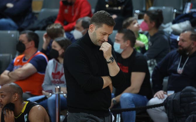 Kirchheims coach Igor Perovic, Bayer Giants Leverkusen vs VfL Kirchheim Knights, Basketball, 2 Bundesliga, 22 Spieltag, 29 01 2022, Bayer Giants Leverkusen vs VfL Kirchheim Knights, Basketball, 2 Bundesliga, 22 Spieltag, 29 01 2022, Photo EIBNER Joerg Niebergall Leverkusen Copyright: xJoergxNiebergall Eibner-Pressefox EP_JNL