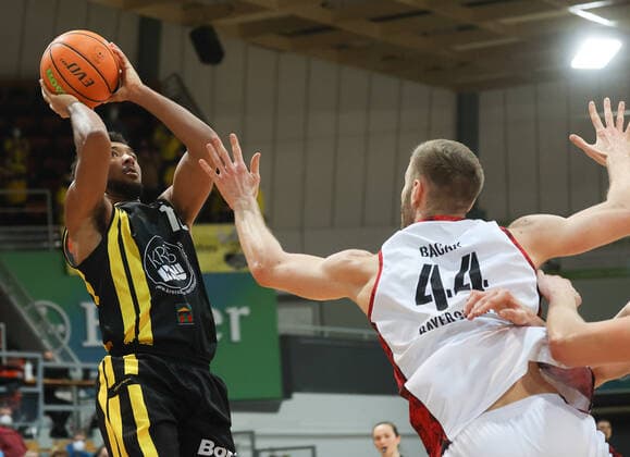 Basketball, 2. BL, ProA, Bayer Giants Leverkusen - VfL Kirchheim Knights