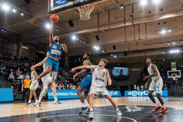 Jaron Blossomgame Ratiopahrm Ulm 4 meets Hamburg Towers vs Ratiopharm Ulm, Basketball, Bundesliga, Hauptrunde, Spieltag 19, Saison 2021 2022, 29 01 2022 Marcel von Fehrn Hamburg Towers vs Ratiopharm Ulm, Basketball, Bundesliga, Hauptrunde, Spieltag 19, Saison 2021 2022, 29 01 2022 Hamburg Copyright: xEibnerxPressefoto MarcelxvonxFehrnx EP_MFN