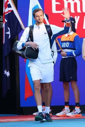 Mandatory Credit: Photo by Ella Ling Shutterstock (12778014c) Daniil Medvedev walks onto court ahead of the Men s Singles final Australian Open, Day Fourteen, Tennis, Melbourne Park, Melbourne, Australia - 30 Jan 2022 Australian Open, Day Fourteen, Tennis, Melbourne Park, Melbourne, Australia - 30 Jan 2022  Copyright: xEllaxLing Shutterstockx 12778014c