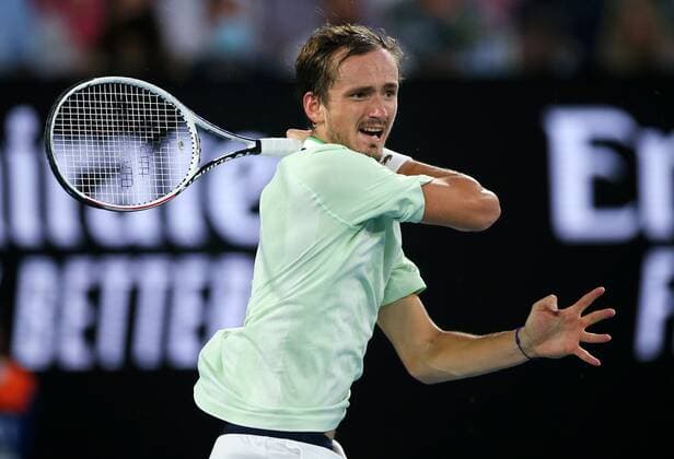 Mandatory Credit: Photo by Ella Ling Shutterstock (12778014ah) Daniil Medvedev during the Men s Singles final Australian Open, Day Fourteen, Tennis, Melbourne Park, Melbourne, Australia - 30 Jan 2022 Australian Open, Day Fourteen, Tennis, Melbourne Park, Melbourne, Australia - 30 Jan 2022  Copyright: xEllaxLing Shutterstockx 12778014ah