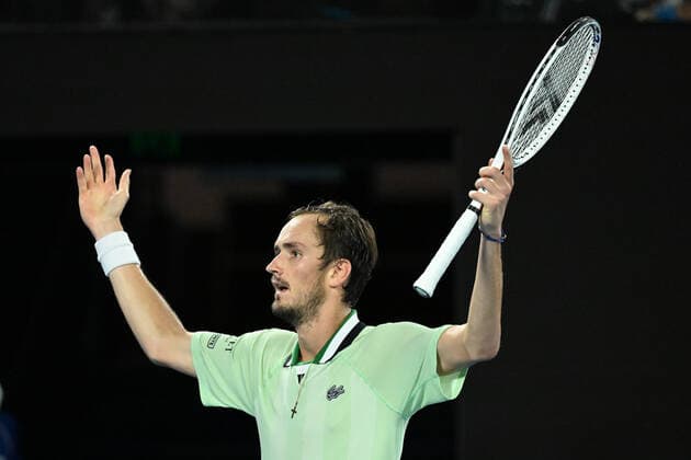 TENNIS AUSTRALIAN OPEN, Daniil Medvedev of Russia celebrates winning the second set during the men?s singles final against Rafael Nadal of Spaina on Day 14 of the Australian Open at Melbourne Park in Melbourne, Sunday, January 30, 2022. ( NO ARCHIVING, EDITORIAL USE ONLY, NO USE IN BOOKS WITHOUT CONSENT MELBOURNE VIC AUSTRALIA  Copyright: xDEANxLEWINSx 20220130001618416606