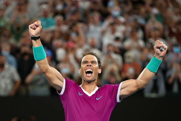 Mandatory Credit: Photo by Ella Ling Shutterstock (12778014dq) Rafael Nadal celebrates victory in the Men s Singles final Australian Open, Day Fourteen, Tennis, Melbourne Park, Melbourne, Australia - 30 Jan 2022 Australian Open, Day Fourteen, Tennis, Melbourne Park, Melbourne, Australia - 30 Jan 2022  Copyright: xEllaxLing Shutterstockx 12778014dq