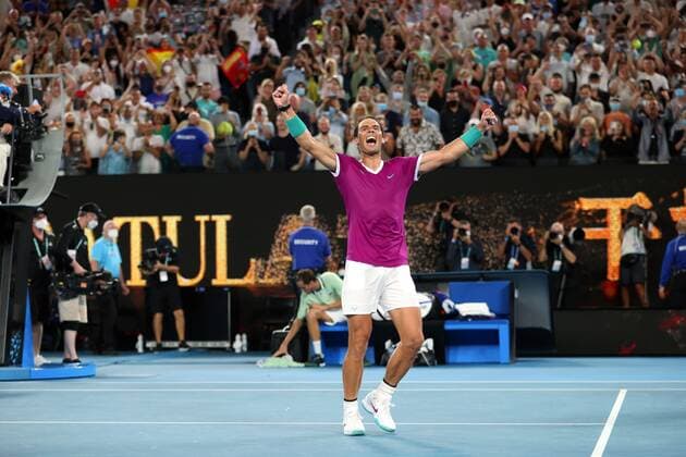 Mandatory Credit: Photo by Ella Ling Shutterstock (12778014ec) Rafael Nadal celebrates victory in the Men s Singles final Australian Open, Day Fourteen, Tennis, Melbourne Park, Melbourne, Australia - 30 Jan 2022 Australian Open, Day Fourteen, Tennis, Melbourne Park, Melbourne, Australia - 30 Jan 2022 Copyright: xEllaxLing Shutterstockx 12778014ec