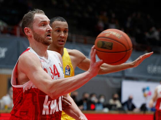 30 01 2022, basketball, BBL, main round, s Oliver Wuerzburg Alba Berlin, GER, Wuerzburg, tectake Arena picture v, li Felix Hoffmann s Oliver Wuerzburg and Louis Olinde ALBA BERLIN Copyright: HMBxMedia xHeikoxBecker