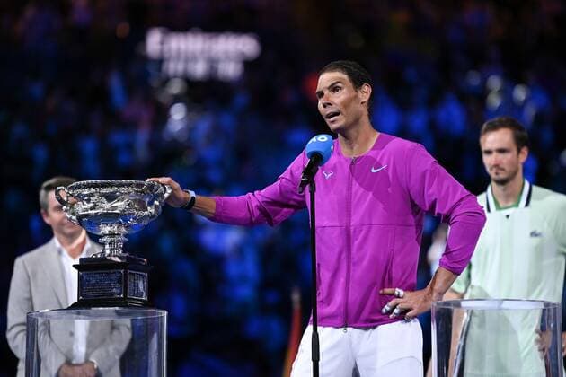 Mandatory Credit: Photo by James Gourley Shutterstock (12778011gy) Rafael Nadal celebrates victory in the Men s Singles final with the Norman Brookes Challenge Cup Australian Open, Day Fourteen, Tennis, Melbourne Park, Melbourne, Australia - 30 Jan 2022 Australian Open, Day Fourteen, Tennis, Melbourne Park, Melbourne, Australia - 30 Jan 2022  Copyright: xJamesxGourley Shutterstockx 12778011gy