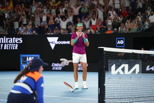 Mandatory Credit: Photo by Ella Ling Shutterstock (12778014fd) Rafael Nadal celebrates victory in the Men s Singles final Australian Open, Day Fourteen, Tennis, Melbourne Park, Melbourne, Australia - 30 Jan 2022 Australian Open, Day Fourteen, Tennis, Melbourne Park, Melbourne, Australia - 30 Jan 2022  Copyright: xEllaxLing Shutterstockx 12778014fd