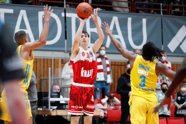 30 01 2022, skin round 2021 22, 19 matchday, s Oliver Wuerzburg vs ALBA Berlin, easyCredit BBL, 19 matchday, GER, Wuerzburg, tectake ARENA, picture Julius Boehmer s Oliver Wuerzburg Copyright: HMBxMedia xHeikoxBecker