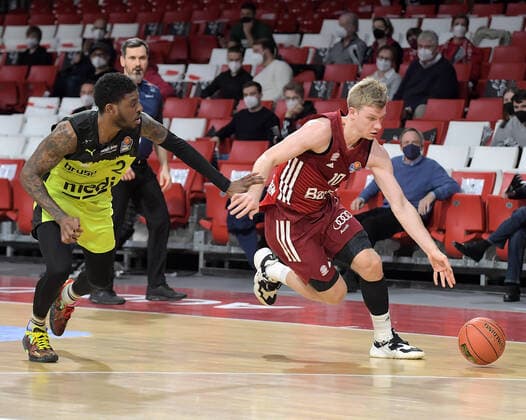 30 01 2022, xemx, Basketball BBL Bundesliga, FC Bayern Muenchen Basketball medi Bayreuth emspor, v l Sacar Anim medi Bayreuth , Ognjen Jaramaz FC Bayern Basketball Muenchen