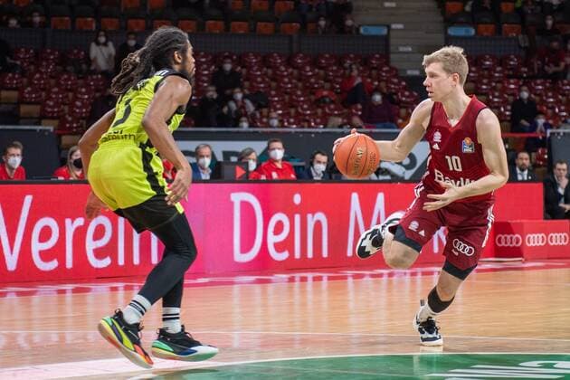Marcus Thornton 3 medi Bayreuth , Ognjen Jaramaz 10 FC Bayern , FC Bayern Basketball vs medi Bayreuth, easyCredit BBL, 30 01 2022 Muenchen Bayern Germany Copyright: xkolbert-press UlrichxGamelx
