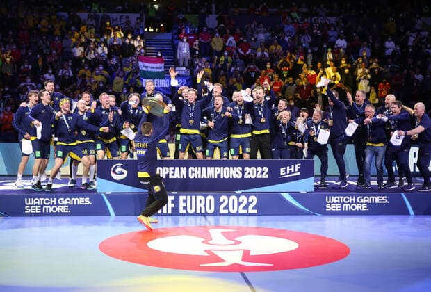 CÃ rÃ monie Podium Team Sweden during the EHF Men s Euro 2022, Final handball match between Sweden and Spain on January 30, 2022 at Budapest Multifunctional Arena in Budapest, Hungary - Photo Laurent Lairys PANORAMIC HANDBALL : Suede Vs Espagne - Championnat d Europe - 30 01 2022 LaurentLairys Panoramic 
