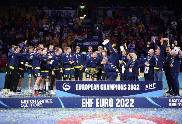 CÃ rÃ monie Podium Team Sweden during the EHF Men s Euro 2022, Final handball match between Sweden and Spain on January 30, 2022 at Budapest Multifunctional Arena in Budapest, Hungary - Photo Laurent Lairys PANORAMIC HANDBALL : Suede Vs Espagne - Championnat d Europe - 30 01 2022 LaurentLairys Panoramic 