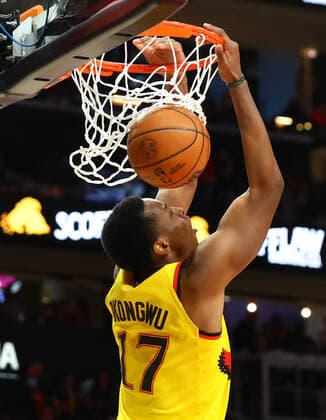 January 30, 2022, Atlanta, GA, USA: Atlanta Hawks forward Onyeka Okongwu goes in for the reverse slam against the Los Angeles Lakers during a 129-121 victory in an NBA, Basketball Herren, USA basketball game on Sunday, Jan. 30, 2022, in Atlanta. Atlanta USA - ZUMAm67_ 0149412312st Copyright: xCurtisxComptonx