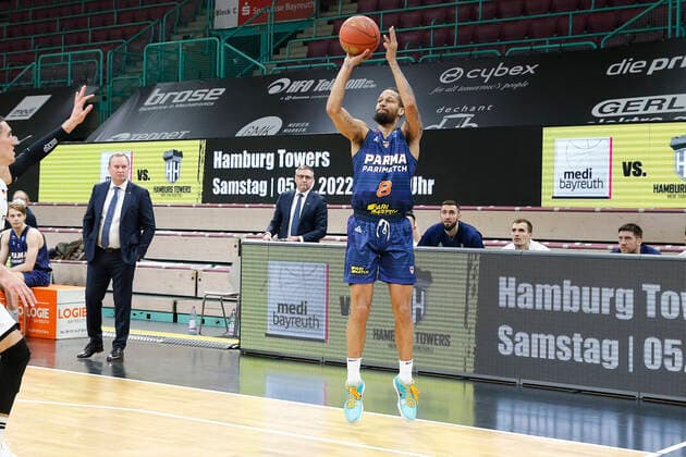 Basketball FIBA Europa Cup 5 Matchday Group I Round 2 at Oberfrankenhalle in Bayreuth Season 2021 2022 Medi Bayreuth vs Parma Parimatch Jeremiah Hill Parma Parimatch 8