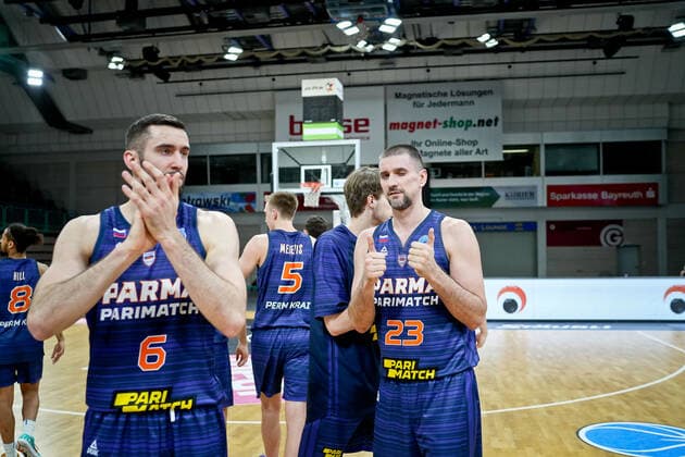 medi bayreuth Parma Perm , Basketball, FIBA Europe Cup, Round 2 , Matchday 5, Season 2021 2022, 01 02 2022 23 Valery Likhodey Parma Perm 6 Eigirdas Zukauskas Parma Perm medi bayreuth Parma Perm , Basketball, FIBA Europe Cup, Round 2, Matchday 5, Season 2021 2022, 01 02 2022 Bayreuth Copyright: xEibner-Pressefoto ThorstenxOchsx EP_TOS