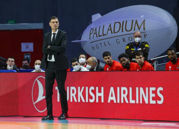 2nd February 2022 Wizink Center Madrid Spain Turkish Airlines Euroleague Basketball Real Madrid vs Olympiacos Piraeus Georgios Bartzokas Olympiacos Madrid Madrid Madrid Spain Basketball Copyright: xAlbaxPachecox xAgenciaxLOFx