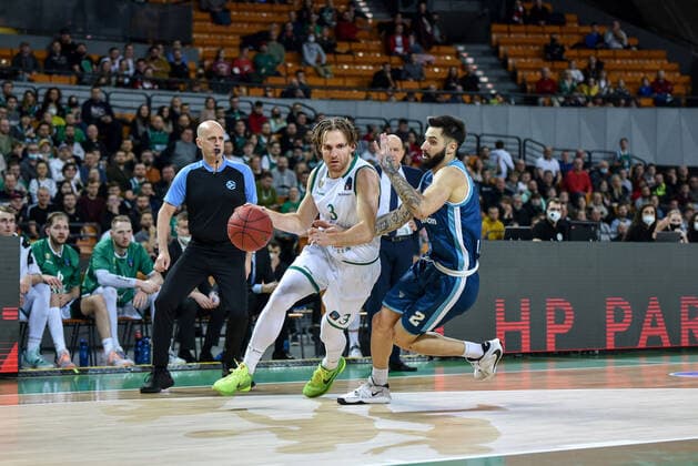 7DAYS EUROCUP KOSZYKOWKA MEZCZYZN 12 KOLEJKA MECZ WKS SLASK WROCLAW - TURK TELEKOM ANKARA 7DAYS EUROCUP BASKETBALL MANS MATCH WKS SLASK WROCLAW - TURK TELEKOM ANKARA JAKUB KAROLAK FOT. PRZEMYSLAW KAROLCZUK 400MM.PL NEWSPIX.PL --- Newspix.pl  220202_slask_turktelekom_KAR-8.j