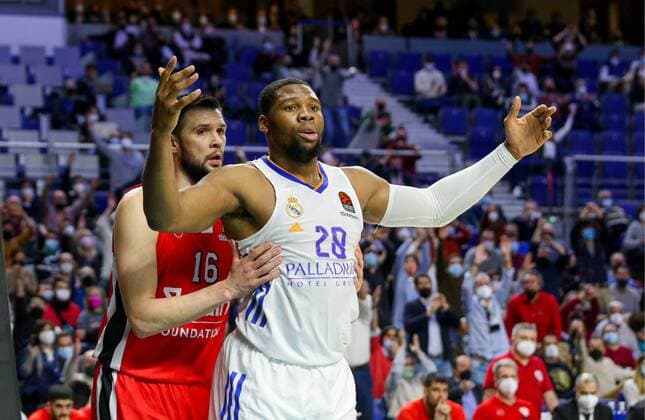 2nd February 2022 Wizink Center Madrid Spain Turkish Airlines Euroleague Basketball Real Madrid vs Olympiacos Piraeus Guerschon Yabusele Madrid and Kostas Papanikolaou Olympiacos 900 Cordon Press  x900 CordonxPressx xBaloncestox
