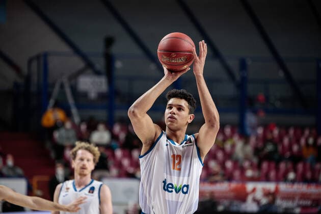 February 2, 2022, Venice, Italy: Venice, Italy, Palasport Taliercio, February 02, 2022, Michael Rataj (Ratiopharm ULM) during Umana Reyer Venezia vs Ratiopharm Ulm - Basketball EuroCup Championship. Basketball EuroCup Championship - Umana Reyer Venezia vs Ratiopharm Ulm, Venice, Italy  - ZUMAl164 20220202_zsa_l164_186 Copyright: xMattiaxRadonix