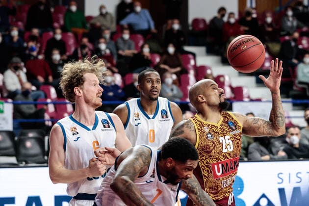 February 2, 2022, Venice, Italy: Venice, Italy, Palasport Taliercio, February 02, 2022, Jordan Theodore (Umana Reyer Venezia) during Umana Reyer Venezia vs Ratiopharm Ulm - Basketball EuroCup Championship. Basketball EuroCup Championship - Umana Reyer Venezia vs Ratiopharm Ulm, Venice, Italy  - ZUMAl164 20220202_zsa_l164_214 Copyright: xMattiaxRadonix