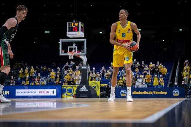 Basketball Berlin 02 02 2022 2021 2022 Euroleague Regular Season Alba Berlin UNICS Kazan Louis Olinde Alba Berlin, No 19
