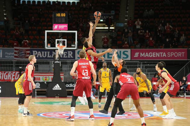 Tip Off of the match GER, FC Bayern Basketball vs Maccabi Tel Aviv, EuroLeague, Season 2021 2022, 03 02 2022, GER, FC Bayern Basketball vs Maccabi Tel Aviv, EuroLeague, Season 2021 2022, 03 02 2022, Muenchen Copyright: xEIBNER MarcelxEngelbrechtx EP_EER