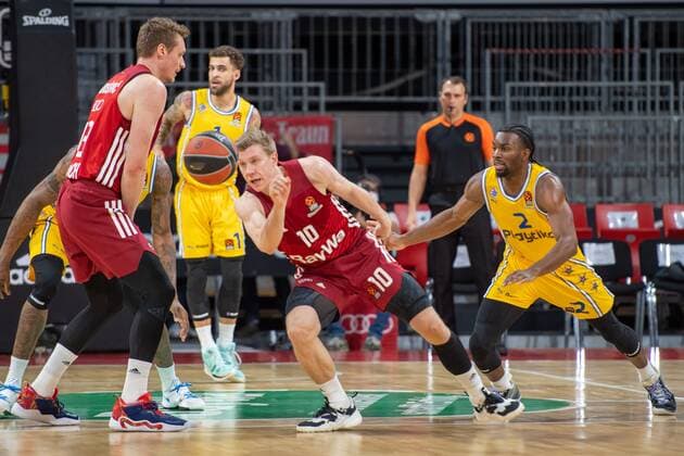 Ognjen Jaramaz 10 FC Bayern , Keenan Evans 2 Maccabi Fox Tel Aviv , FC Bayern Basketball vs Maccabi Fox Tel Aviv, Euroleague, 03 02 2022 Muenchen Bayern Germany Copyright: xkolbert-press UlrichxGamelx