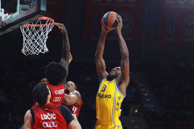 8 Tegba Othello Hunter FCBB vs 8 Jalen Reynolds Maccabi Basketball EuroLeague FC Bayern Muenchen Maccabi Tel Aviv Audi Dome on 03 02 2022 PHOTO Mladen Lackovic LakoPress