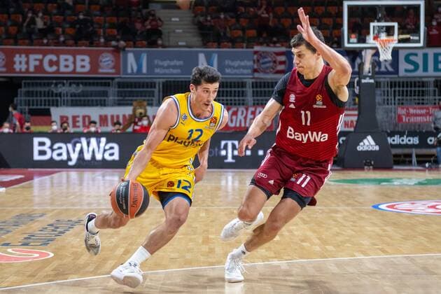 John DiBartolomeo 12 Maccabi Fox Tel Aviv , Vladimir Lucic 11 FC Bayern , FC Bayern Basketball vs Maccabi Fox Tel Aviv, Euroleague, 03 02 2022 Muenchen Bayern Germany Copyright: xkolbert-press UlrichxGamelx