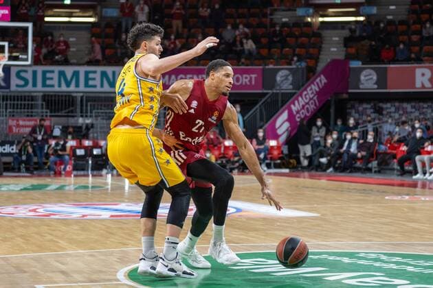 Angelo Caloiaro 4 Maccabi Fox Tel Aviv ,Augustine Rubit 21 FC Bayern , FC Bayern Basketball vs Maccabi Fox Tel Aviv, Euroleague, 03 02 2022 Muenchen Bayern Germany Copyright: xkolbert-press UlrichxGamelx