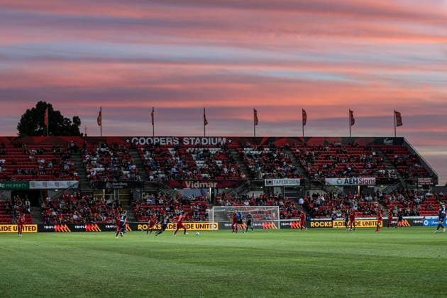 ALEAGUE ADELAIDE SYDNEY FC, General view of the pitch during the A-League match between Adelaide United and Sydney FC at Coopers Stadium in Adelaide, Friday, February 4, 2022. ( NO ARCHIVING, EDITORIAL USE ONLY, NO USE IN BOOKS WITHOUT CONSENT ADELAIDE SA AUSTRALIA  Copyright: xMATTxTURNERx 20220204001619903387