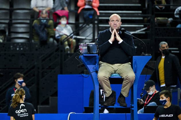 Emmanuel Messina - Chair Umpire - arbitre TENNIS : Open Sud de France 2022 - Montpellier - 04 02 2022 JBAutissier Panoramic 