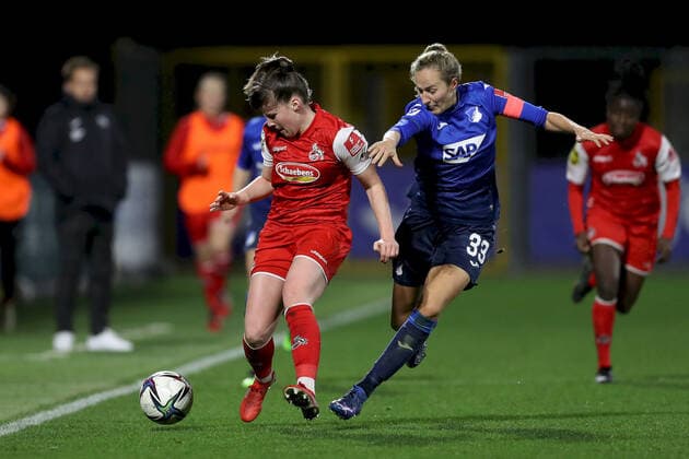 FLYERALARM Frauen Bundesliga TSG 1899 Hoffenheim 1 FC Koeln 04 02 2022 Adriana Achcinska 9, 1 FC Koeln and Fabienne Dongus 33, TSG 1899 Hoffenheim , FLYERALARM Frauen Bundesliga, TSG 1899 Hoffenheim 1 FC Koeln, 04 02 2022, Sinsheim, Dietmar Hopp Stadion Copyright: xBEAUTIFULxSPORTS JulienxChristx