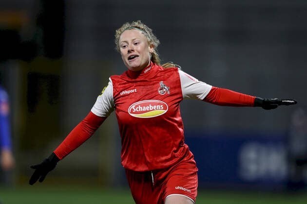 FLYERALARM Womens Bundesliga TSG 1899 Hoffenheim 1 FC Koeln 04 02 2022 Amber Barrett 22, 1 FC Koeln cheers over the 1 1, FLYERALARM Womens Bundesliga, TSG 1899 Hoffenheim 1 FC Koeln, 04 02 2022, Sinsheim, Dietmar Hopp Stadium. Copyright: xBEAUTIFULxSPORTS JulienxChristx