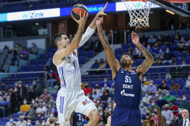 4th February 2022 Wizink Center Madrid Spain Turkish Airlines Euroleague Basketball Real Madrid vs Zenit st Petersburg Alberto Abalde Madrid and Jordan Mickey Zenit Madrid Madrid Madrid Spain Basketball Copyright: xAlbaxPachecox xAgenciaxLOFx