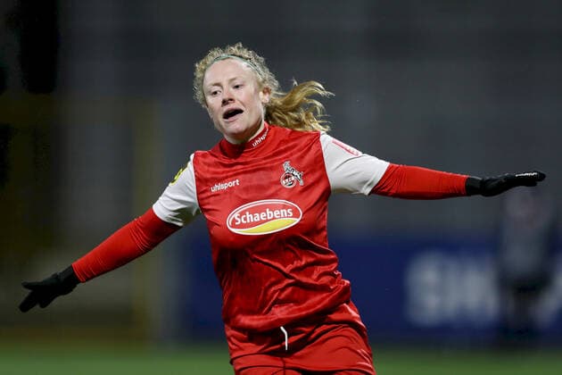 FLYERALARM Womens Bundesliga TSG 1899 Hoffenheim 1 FC Koeln 04 02 2022 Amber Barrett 22, 1 FC Koeln cheers over the 1 1, FLYERALARM Womens Bundesliga, TSG 1899 Hoffenheim 1 FC Koeln, 04 02 2022, Sinsheim, Dietmar Hopp Stadium. Copyright: xBEAUTIFULxSPORTS JulienxChristx