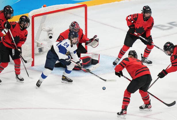 (220205) -- BEIJING, Feb. 5, 2022 -- Viivi Vainikka of Finland (3rd L) competes during the women s Ice hockey, Eishockey preliminary round Group A match between Canada and Finland at National Indoor Stadium in Beijing, capital of China, Feb. 5, 2022. ) (BEIJING2022)CHINA-BEIJING-OLYMPIC Winter games, Winterspiele,Spiele, Summer games ICE HOCKEY-WOMEN S PRELIMINARY-CANADA VS FINLAND(CN) MengxYongmin 