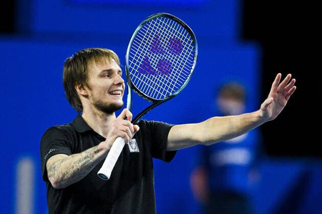 joie d Alexander Bublik (Kaz) TENNIS : Open Sud de France 2022 - Montpellier - 05 02 2022 JBAutissier Panoramic 