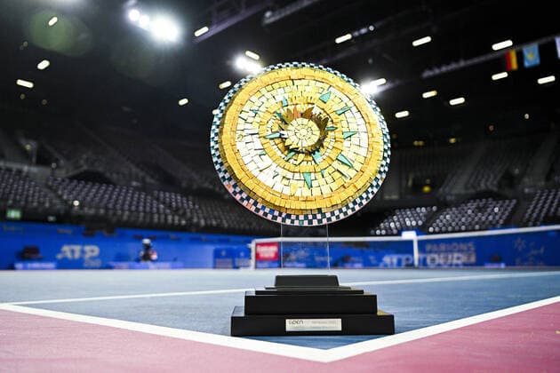 Trophee du vainqueur simple messieurs 2022 concu par Xavier Longuerras TENNIS : Open Sud de France 2022 - Montpellier - 05 02 2022 JBAutissier Panoramic 