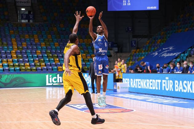Fraport Skyliners MHP Riesen Ludwigsburg, easyCredit BBL distance throw by Brancou Badio Fraport Skyliners, 8 easyCredit BBL basketball match between Fraport Skyliners and MHP Riesen Ludwigsburg on February 6, 2022 at Ballsporthalle in Frankfurt am Main , Frankfurt am Main Hesse Germany Ballsporthalle